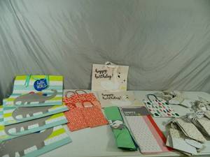 lot 164 image: New Gift Bags and More