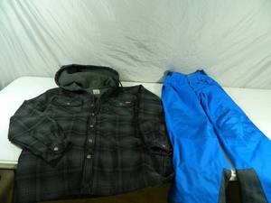 lot 174 image: Dickies Jacket and More