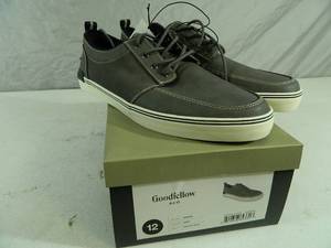 lot 187 image: New Pair of Mens Shoes
