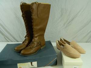 lot 188 image: 2 New Pair of Womens Shoes