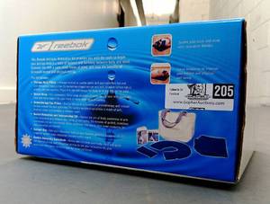 lot 205 image: Reebok Ultimate Relaxation Kit  Never Used Still in Original Box