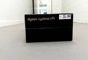 lot 236 image: Dyson Cyclone v10 Never Used In Unopened Box