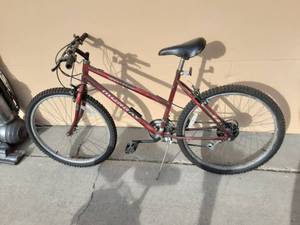 lot 20 image: Murray 26 Montera 18 Speed Bike