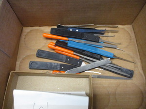lot 61 image: Assorted Picks & Tools