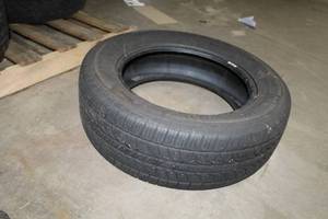 Lot of (1) Altimax RT 43 23560R17 Tire