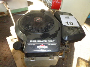 lot 10 image: Briggs & Stratton 18 HP Power Built Motor