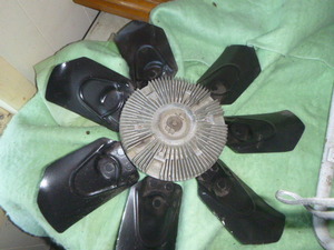lot 13 image: 350 Clutch Fan