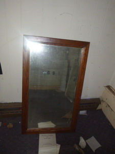 lot 29 image: Mahogany Framed Mirror