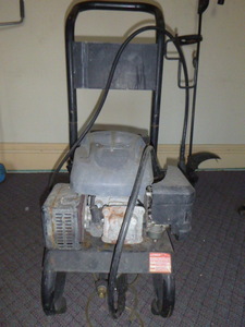 lot 34 image: Power Washer on Wheels