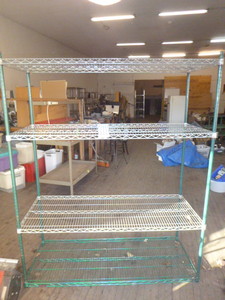 lot 47 image: 4 Tier Wire Shelving