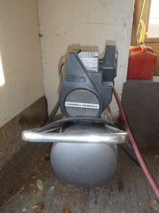 lot 52 image: Campbell Hausfeld Air Compressor