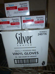 lot 88 image: Sysco and Silver Source Vinyl Gloves