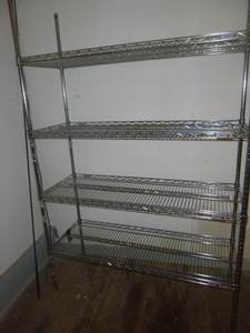 lot 102 image: 4 Tier Wire Shelving