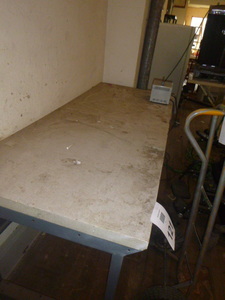 lot 121 image: Work Bench