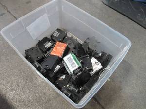 WHOLESALE MIXED BIN OF MISCELLANEOUS BREAKERS