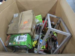 WHOLESALE MIXED PALLET OF CONTRACTOR SUPPLIES