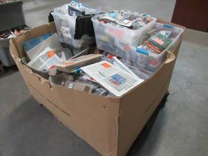 WHOLESALE MIXED PALLET OF MISCELLANEOUS REGISTER CAPS, BUILDING MATERIALS AND MORE
