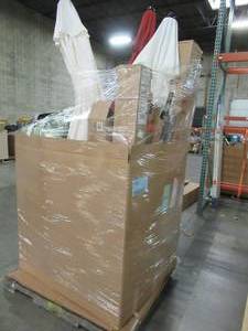 WHOLESALE MIXED PALLET OF MISCELLANEOUS UMBRELLAS, CUSHIONS,AND MORE