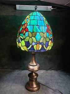 lot 26 image: River of Goods Stained Glass Table Lamp