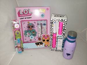 lot 121 image: LOL Firefly Toothbrush & POP Dental Rechargeable Toothbrush
