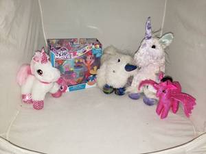 lot 66 image: Unicorn & My Little Pony Collectibles