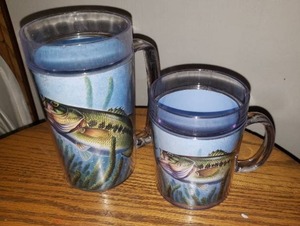 lot 100 image: Thermo Serv Jon Wright Acrylic Walleye Mugs