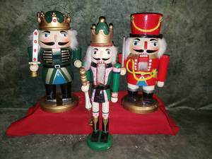 lot 14 image: 3 Wood Nutcrackers