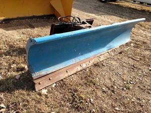 lot 10 image: 9 Snow Plow, Skid Loader Mount...