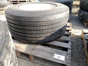 lot 140 image: Michelin 44550R22.5 Tire on Alumin...
