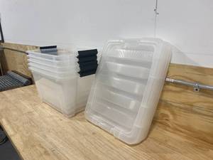 lot 73 image: IRIS 32 Qt. Stack and Pull Box in Clear (5-Pack)