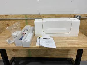 lot 99 image: CLEANCUT Wide White Convertible Bathtub Conversion Kit