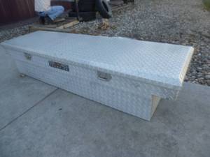 lot 12 image: Delta Tool Box