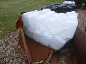 lot 22 image: Plastic Jugs 5 gallon