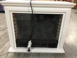 Sheridan 31 in. Mobile Electric Fireplace in White by Pleasant Hearth&nbsp&nbspin good condition