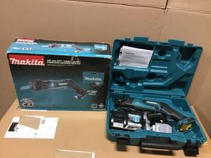 12-Volt MAX CXT Lithium-Ion Cordless Reciprocating Saw Kit by Makita&nbsp&nbspin good condition