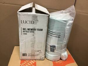 Lucid� Dusk Gel and Aloe Infused Memory Foam Topper, 2 inch, Twin XL&nbsp&nbspin good condition