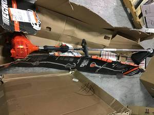 lot 35 image: 21.2 cc Gas 2-Stroke Cycle Straight Shaft Trimmer by ECHO