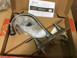 lot 38 image: Pfister F-036-4CRS Cantara 2-Handle Side Sprayer Kitchen Faucet in Stainless Steel