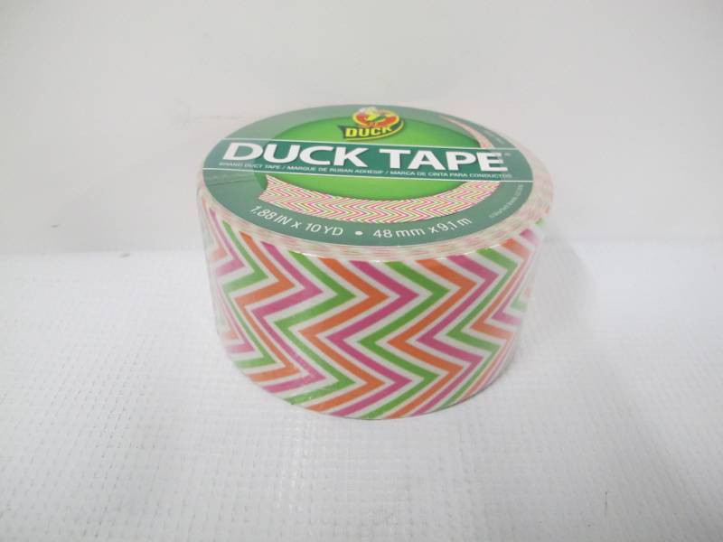 lot 120-A image: Duck Brand, Zig Zags, 280978 Printed Duct Tape, 1.88 Inches x 10 Yards, 6 pack