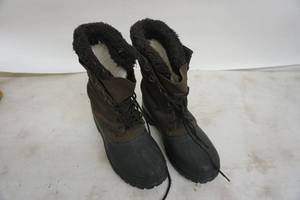 lot 60 image: Womens Sorell Boots