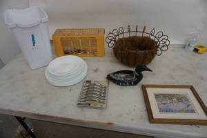 lot 61 image: Misc Items