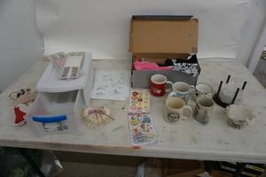 lot 80 image: Misc Items