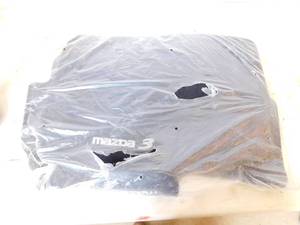 lot 24 image: New Mazda 4 Piece Floor Mats
