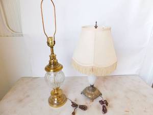 lot 31 image: 3 Lamps