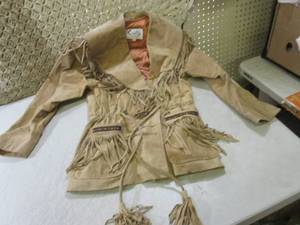 lot 31 image: Ladies Scully Fringed Jacket Size 8...