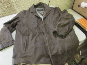 lot 35 image: Wilsons Leather Pelle Studio Brown ...