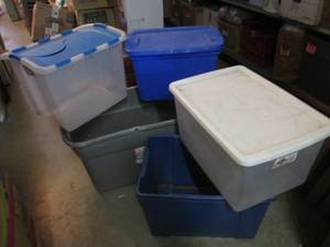 lot 92 image: 5 Totes 3 with Lids  FBR...