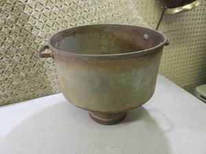 lot 95 image: Vintage Metal Sift  EW4...