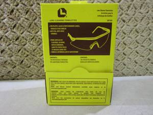 lot 108 image: Box of 100 Individually Packaged Le...