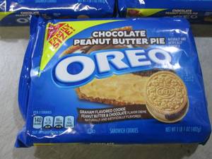 lot 120 image: 3 Family Size Packs Chocolate Peanu...